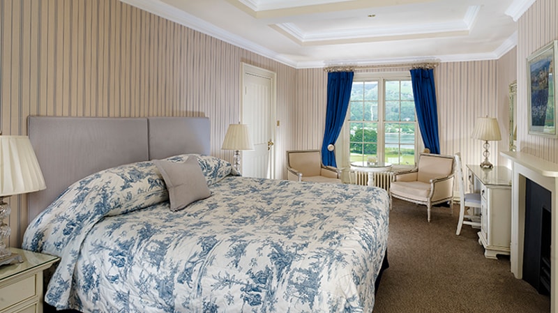 Bed & Breakfast in a Deluxe bedroom